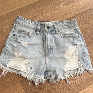 Hidden LA women’s cutoff shorts